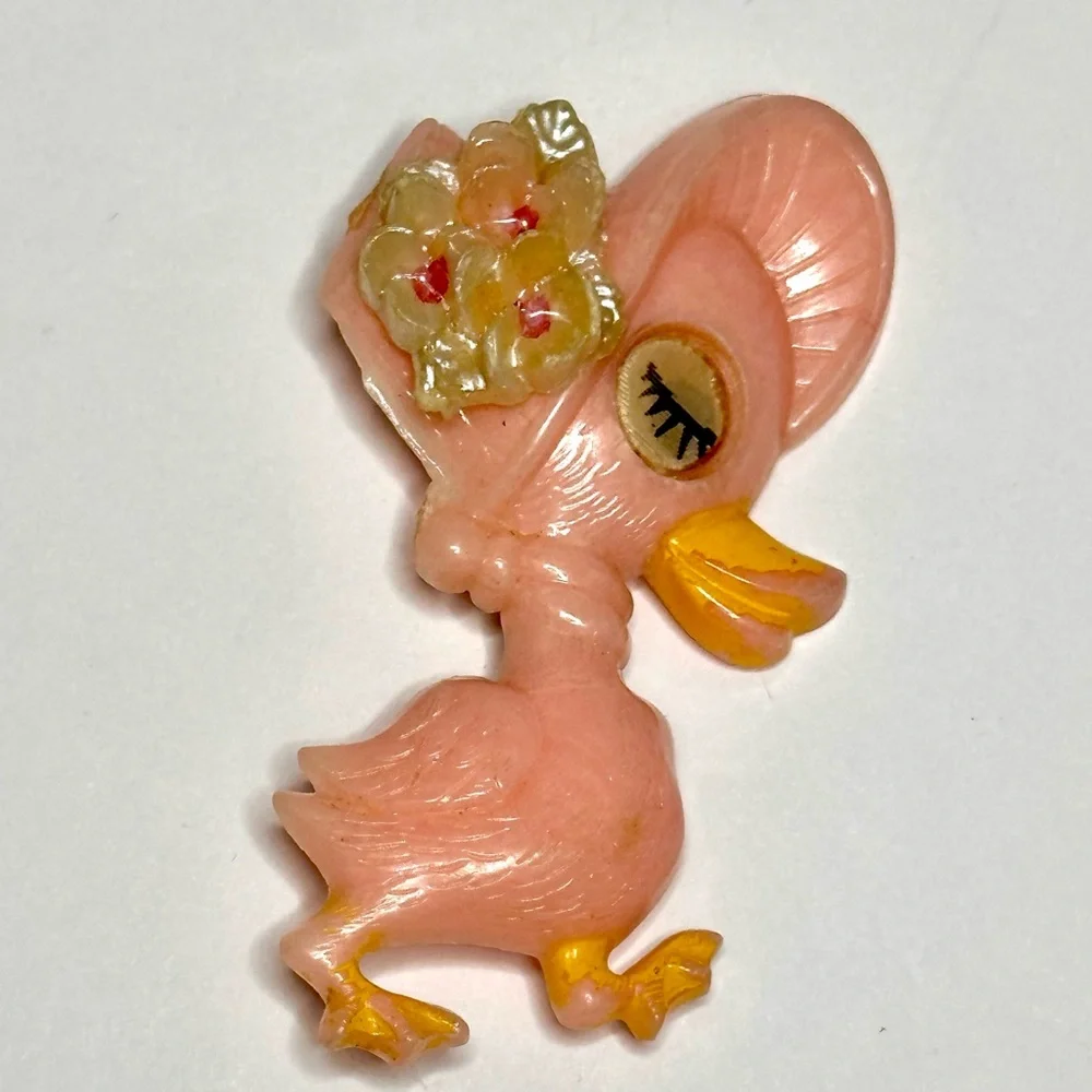 Easter 1940’s Celluloid Plastic Duck Winking Eye Pink Pin Flickering Eye VTG